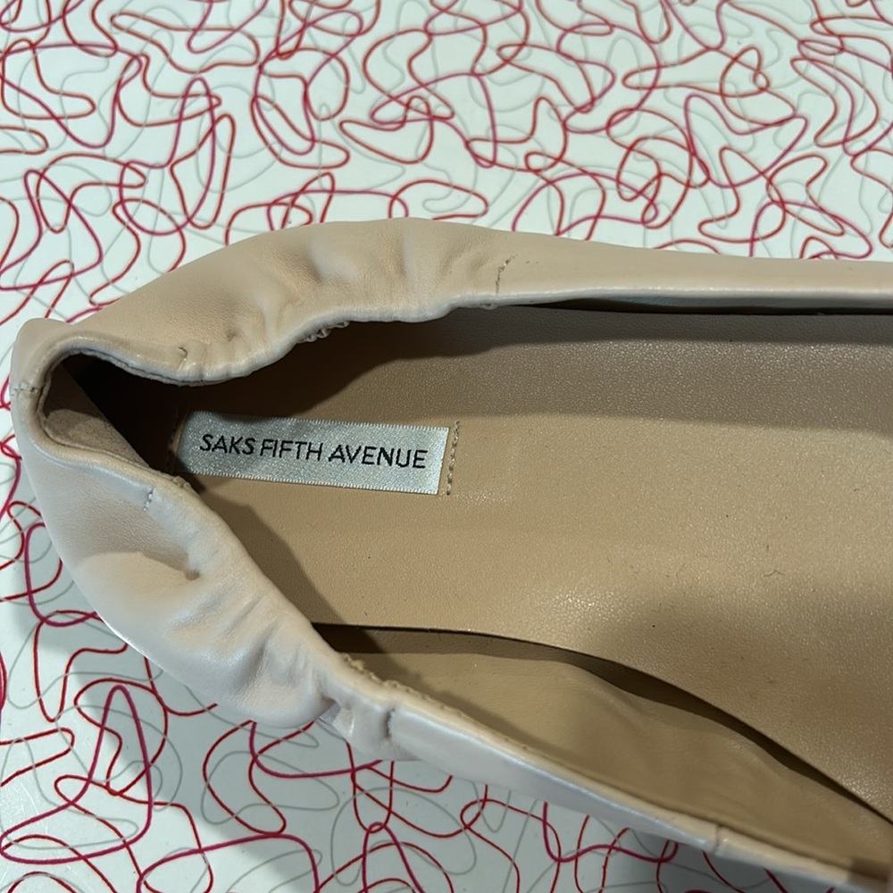 Saks fifth avenue ballet flats in beige nude color womens size 9 1/2 - Picture 6 of 6